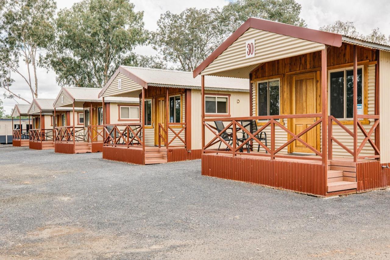 Nyngan Riverside Tourist Park酒店 外观 照片