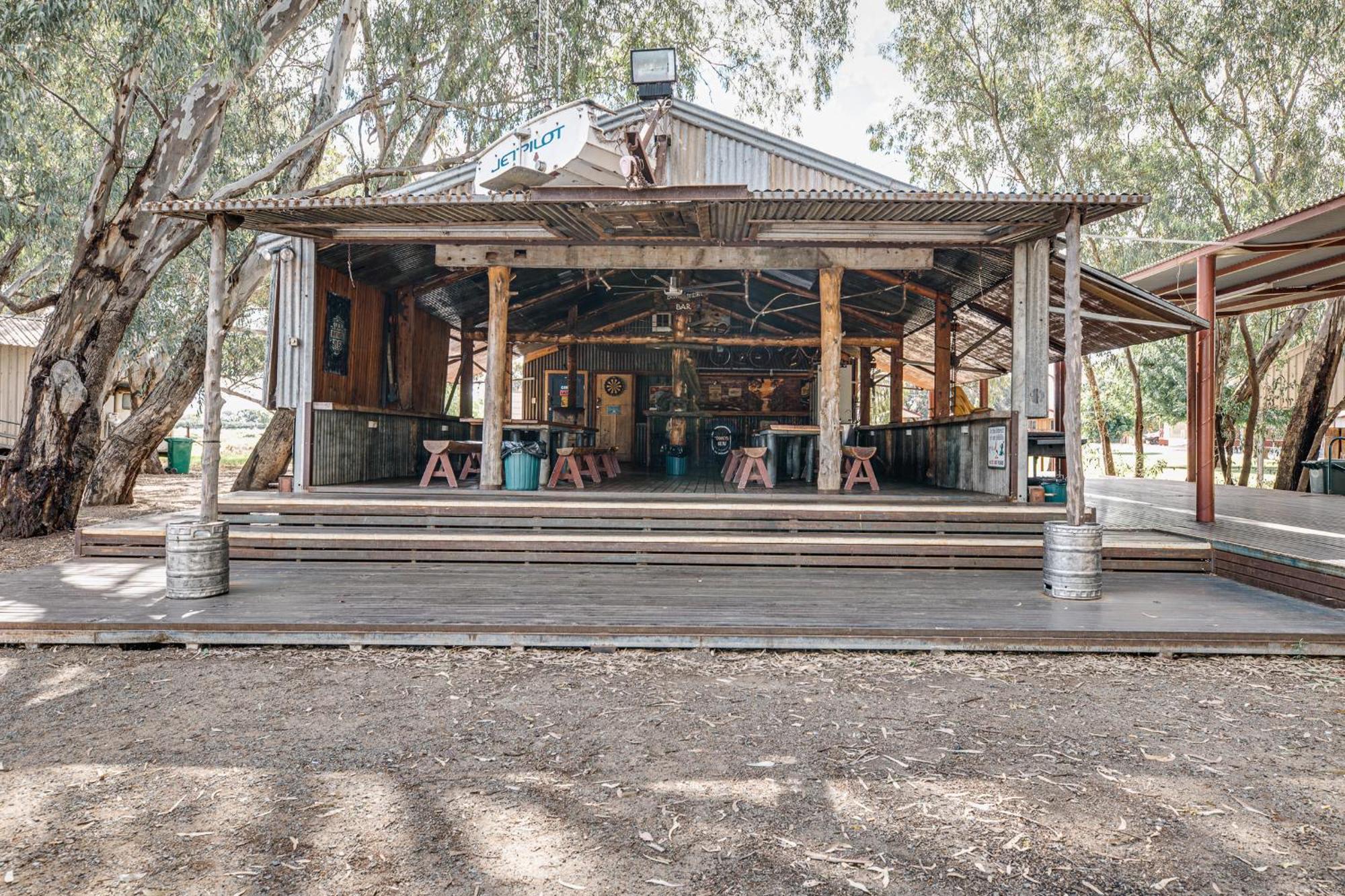 Nyngan Riverside Tourist Park酒店 外观 照片